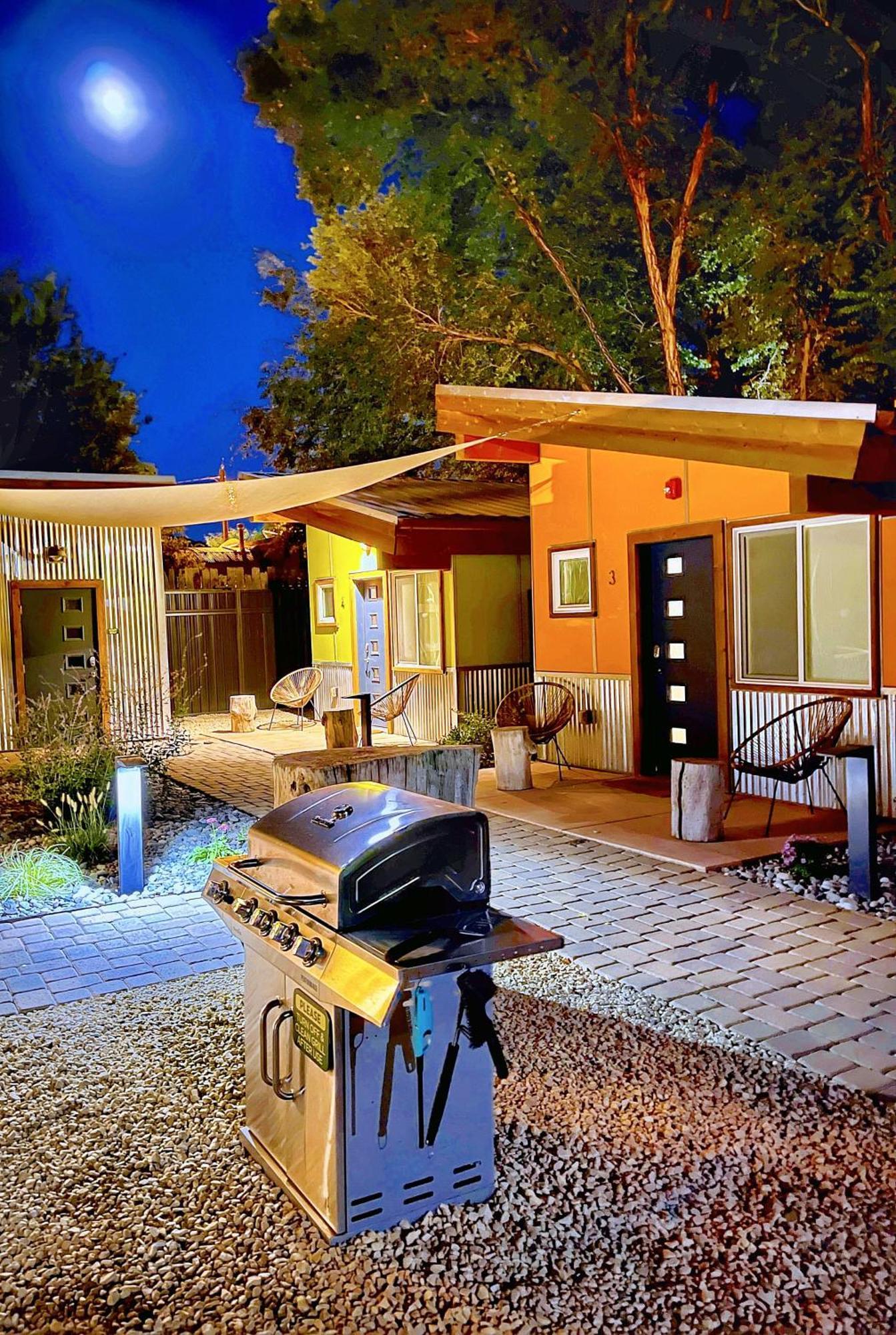 Downtown Kokopelli West 6 - Newly Remodeled Stylish Studio Moab Dış mekan fotoğraf
